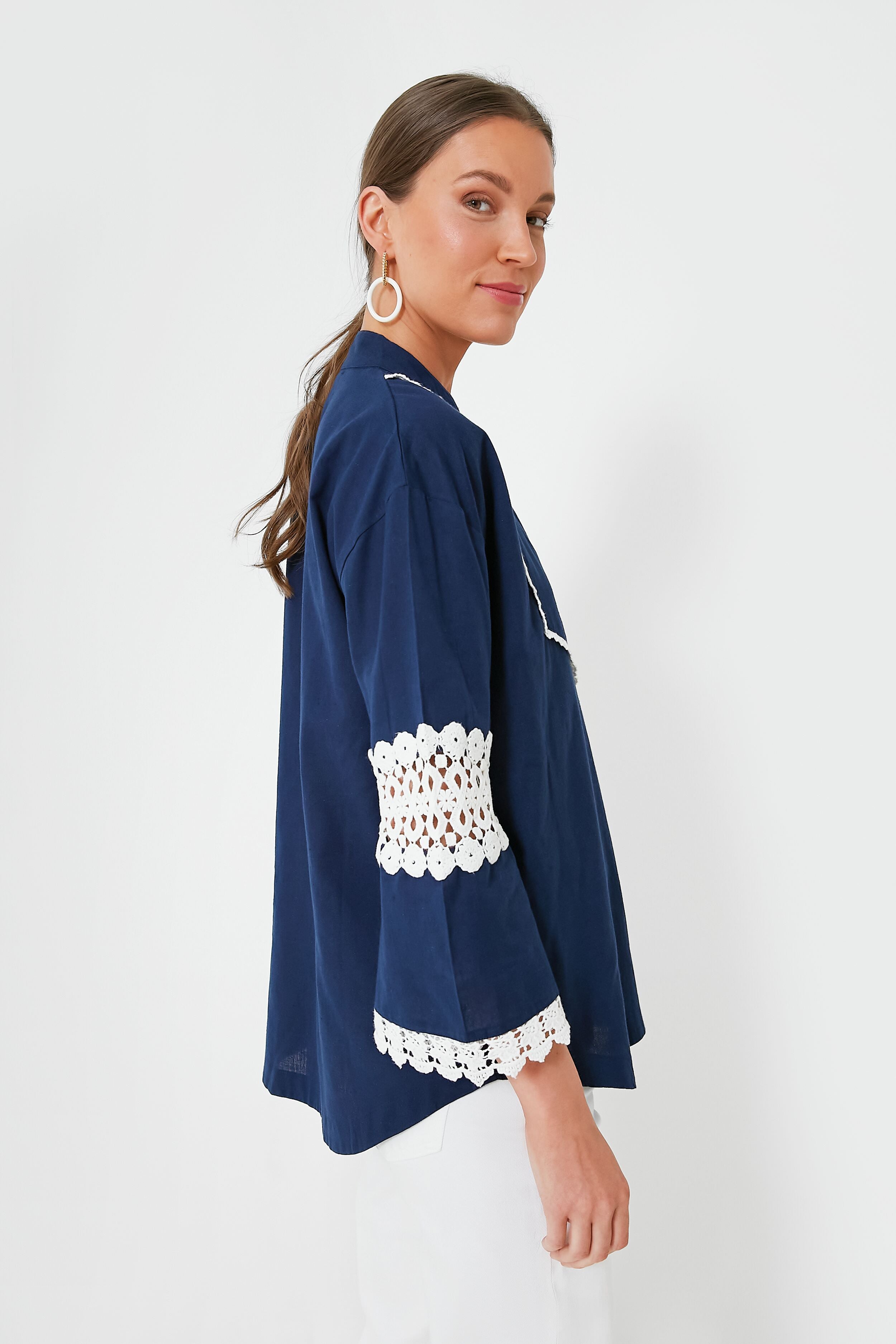 Deep Navy Piper Lace Top | Tnuck Beach | Tuckernuck