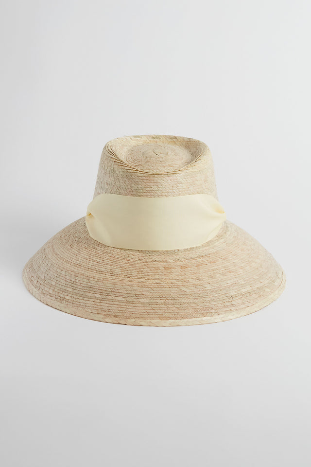 Packable Tuckernuck Bow Hat Review: My Most Worn Spring and Summer Item -  C'est Bien by Heather Bien