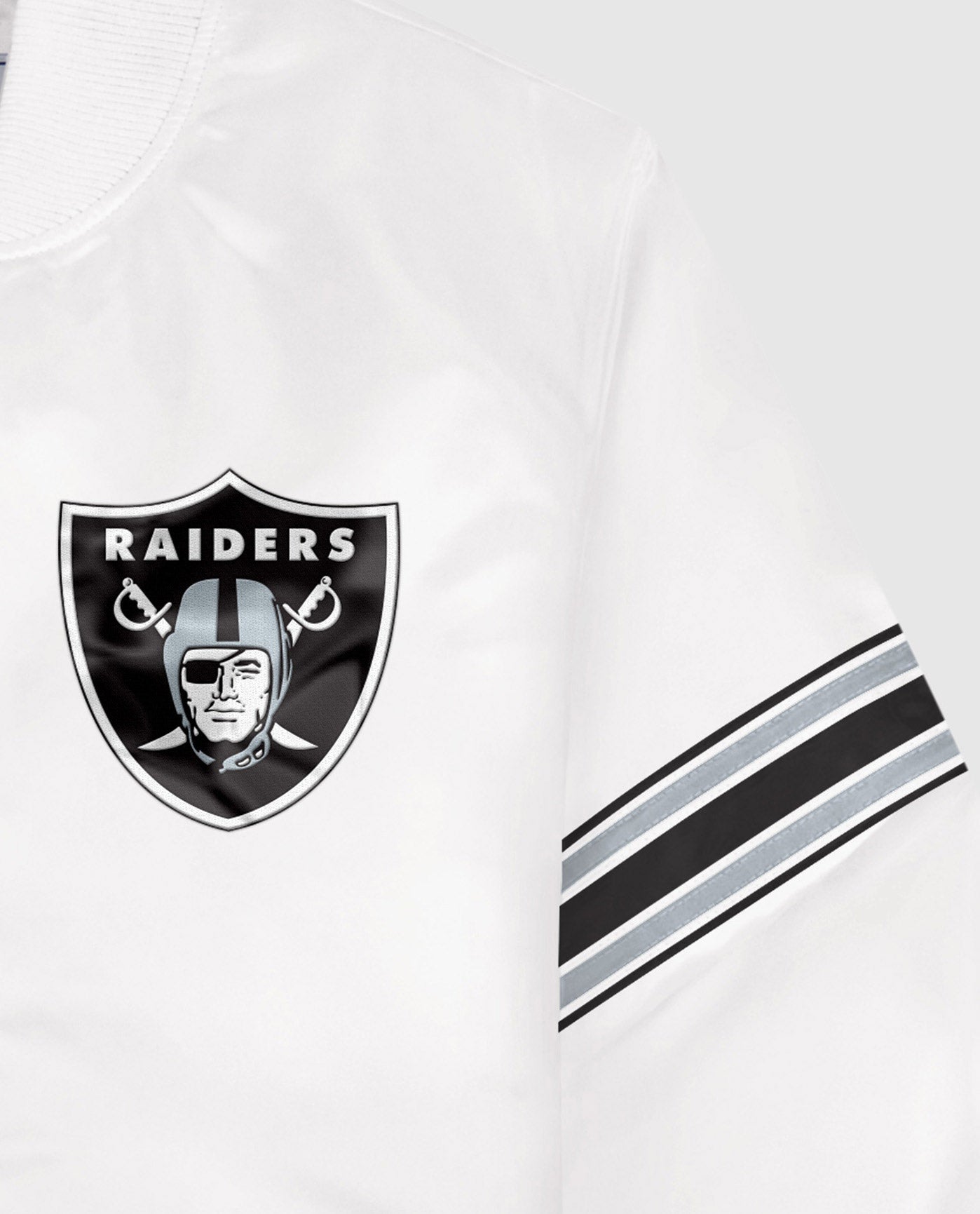 Una efectiva Anuncio hueco Men's Starter White Las Vegas Raiders White Varsity Satin Full-Snap Jacket