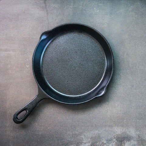 Avias Cast Iron cookware and kitchenware