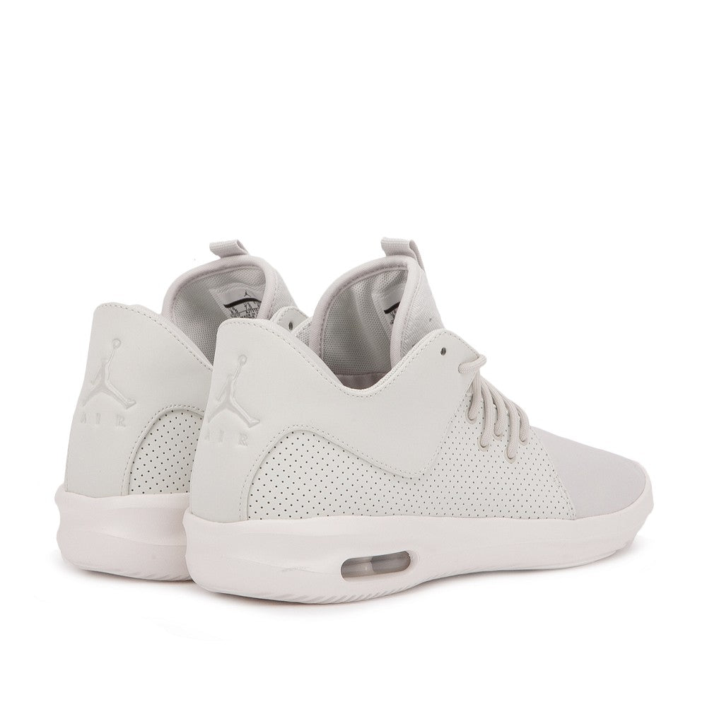 air jordan first class light bone