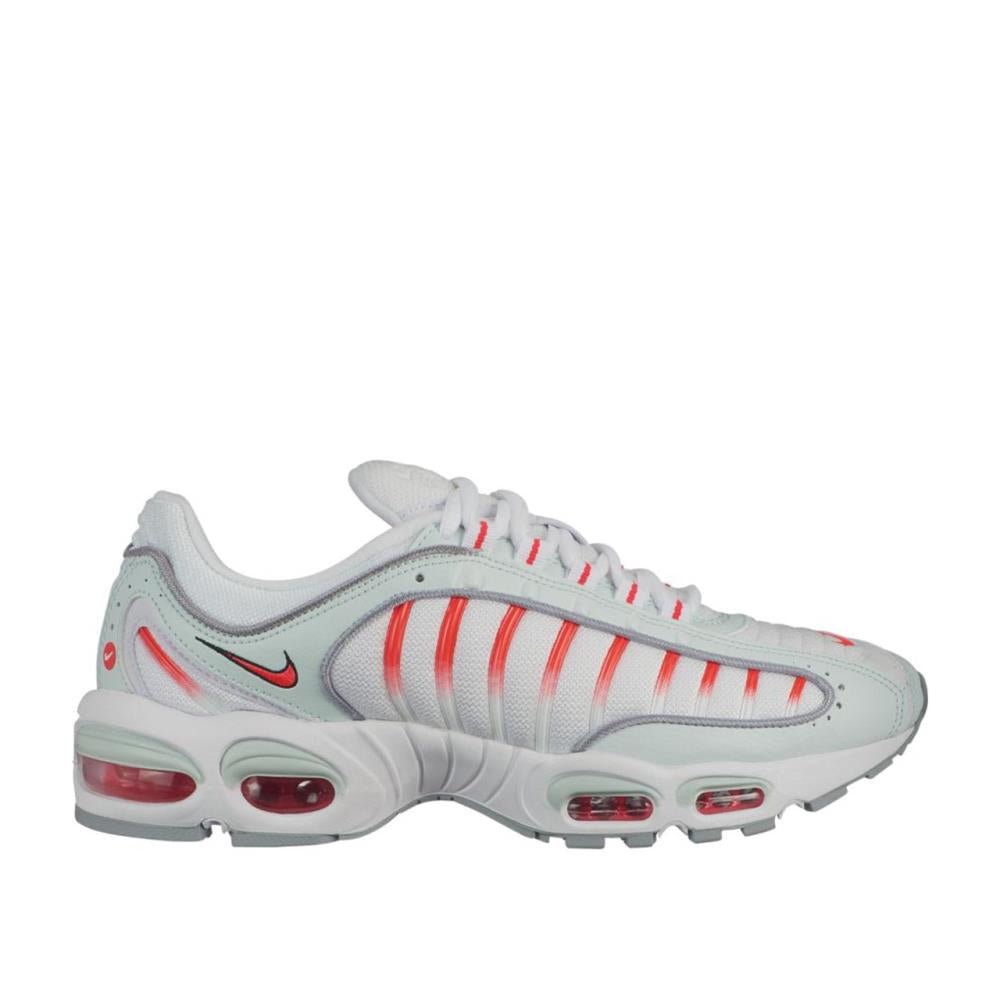 nike tailwind white red