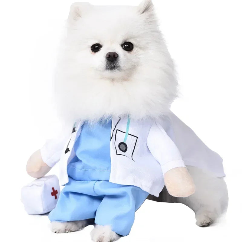 Fantasias para Cães e Gatos | Para Pets de Todos os Tamanhos | Perfeitas para Festas e Fotos | Modelos como Médico, Policial, Astronauta, Cowboy, Pirata, Morcego, Caranguejo e Mula sem Cabeça | Confortáveis, Criativas e Ajustáveis