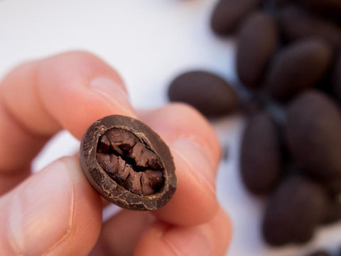 Schokolierte Bio Kakaobohnen von CauCawa - schmecken einfach köstlich!