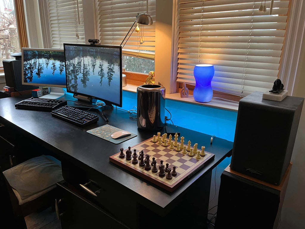  The world's smartest chess board - Chessnut Air
