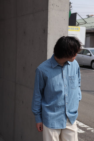 AURALEE SELVEDGE SUPER LIGHT DENIM SHIRT