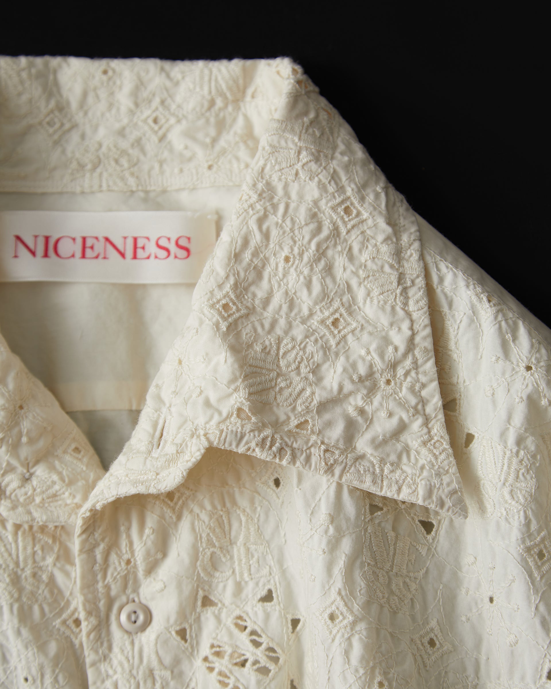 ついに再販開始！】 NICENESS GILLAN / カットワークシャツ L シャツ