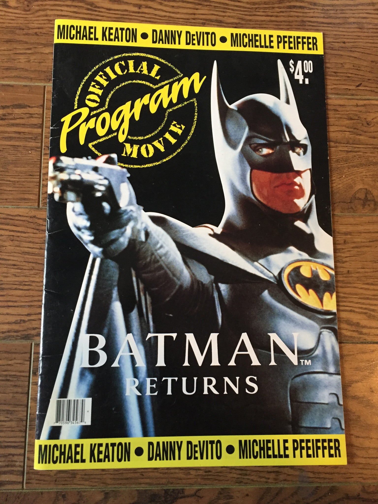 Batman Returns - Official Movie Program 11X17 1/2