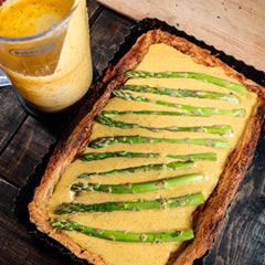 asparagus-curried-hollaindaise-tart-kopi-thyme