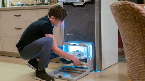 The $850 gadget that folds your laundry with robot arms and steams out  creases