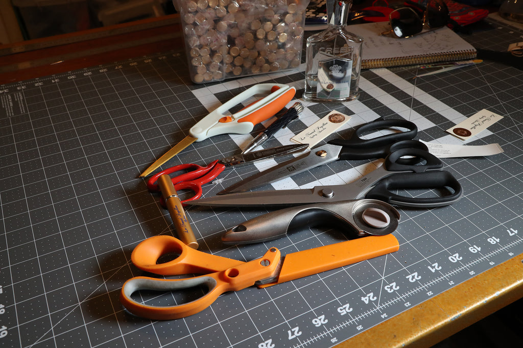 kai 7300 tailoring scissors le noeud papillon blog review