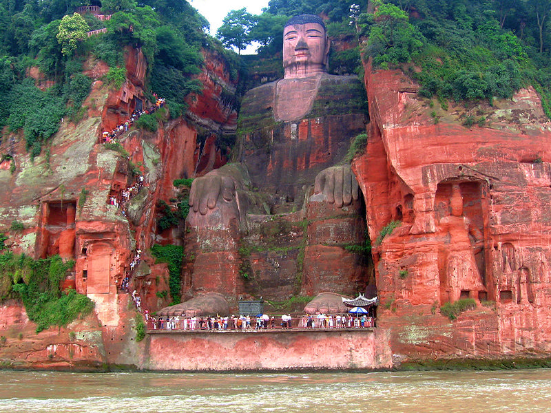 Bouddha de Leshan statue gigantesque