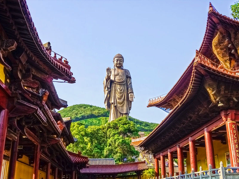 Bouddha statue chinoise géante