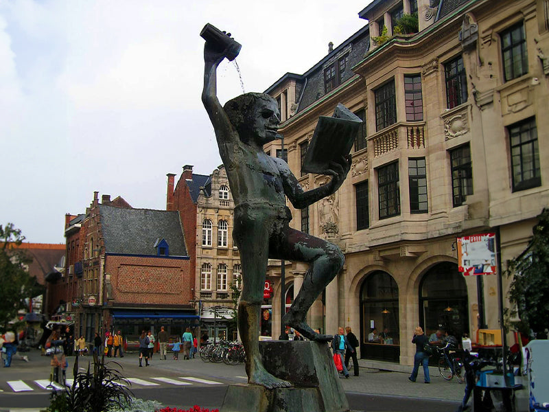 Statue Leuvense Fonske Belgique