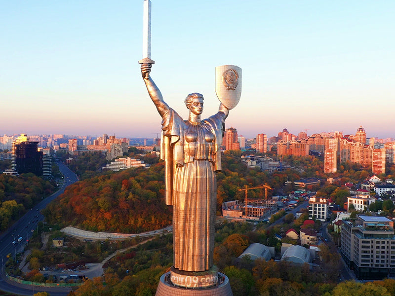 Statue de la mère patrie Kiev vue de haut