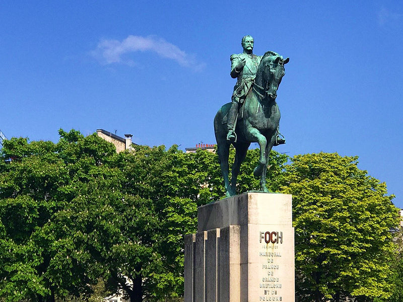Statue du Maréchal Foch à Paris