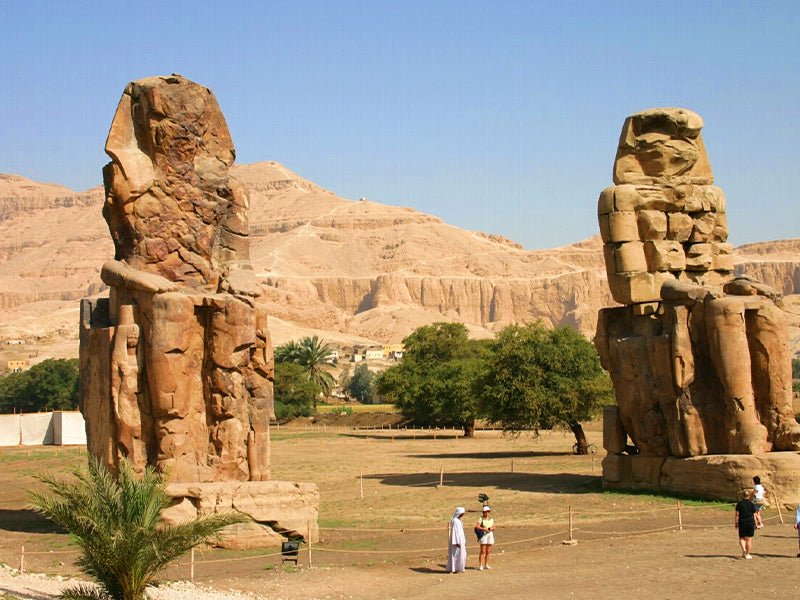 Statue égyptienne colosse de Memnon