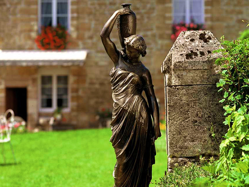 Statue en bronze de jardin