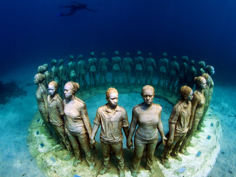Statue submergé de Jason deCaires