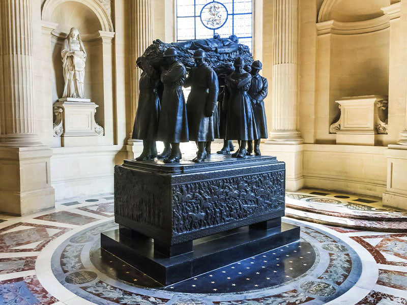 Statue tombeau Foch