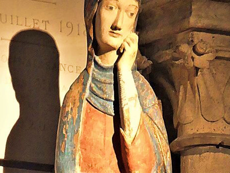 statue de la vierge marie ancienne