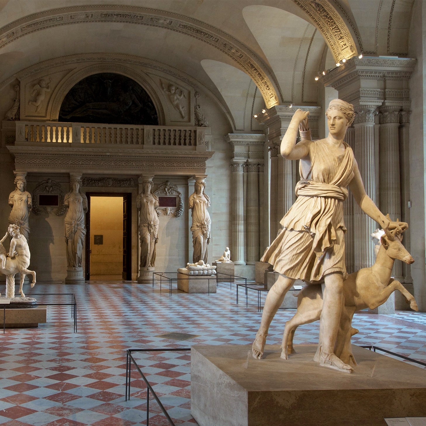 statue grecque musée du Louvre