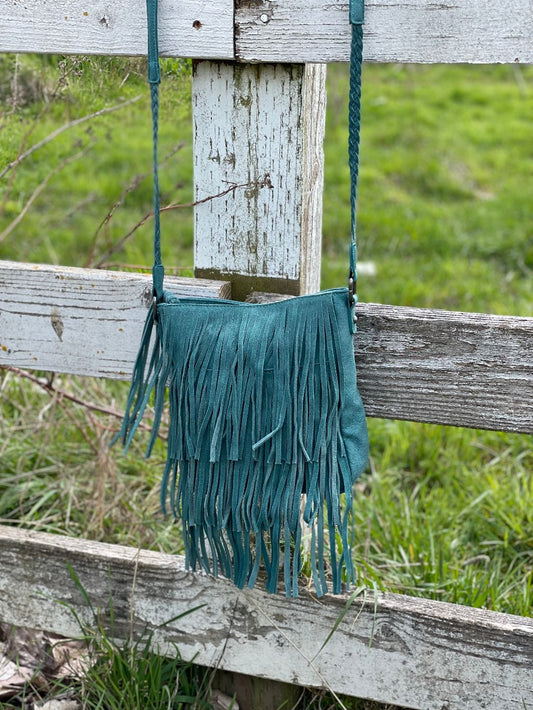 Wrangler Pocket Crossbody with Fringe Purse – House Of Carter