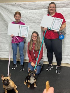 We're thrilled to announce the launch of the Munchbird Bark-to-Share Program: Dog Treat Donation, in support of the incredible work being done by the student-led therapy dog club, The Teau Paws Club, at Moniteau High School, Pennsylvania.