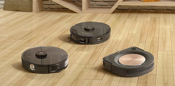 vacuum robot review