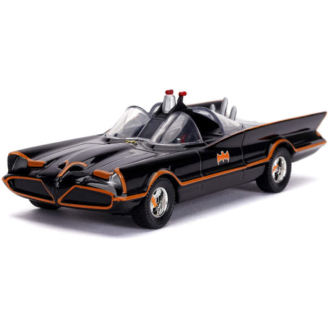 Chrome Batmobile with Batman Diecast Figurine Animated Series DC Comics  2019 San Diego Comic Con Exclusive Limited Edition 1/24 Diecast Model Car  by Jada 