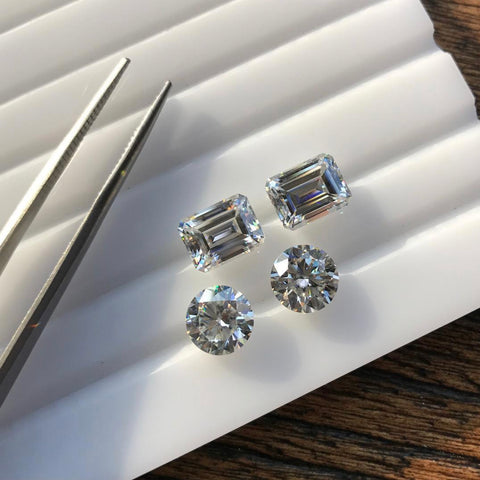 Round and Emerald Moissanite Blog