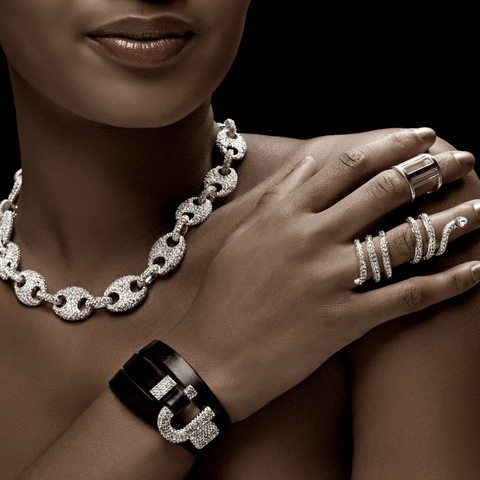 Pay attention to your skin tone to match jewelry