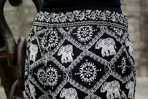 No elephants on the waistband – you can have too many elephants on one pair of trousers!