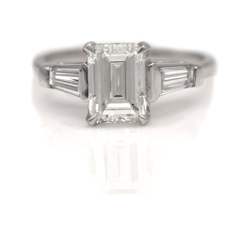 emerald-cut-diamond-rings