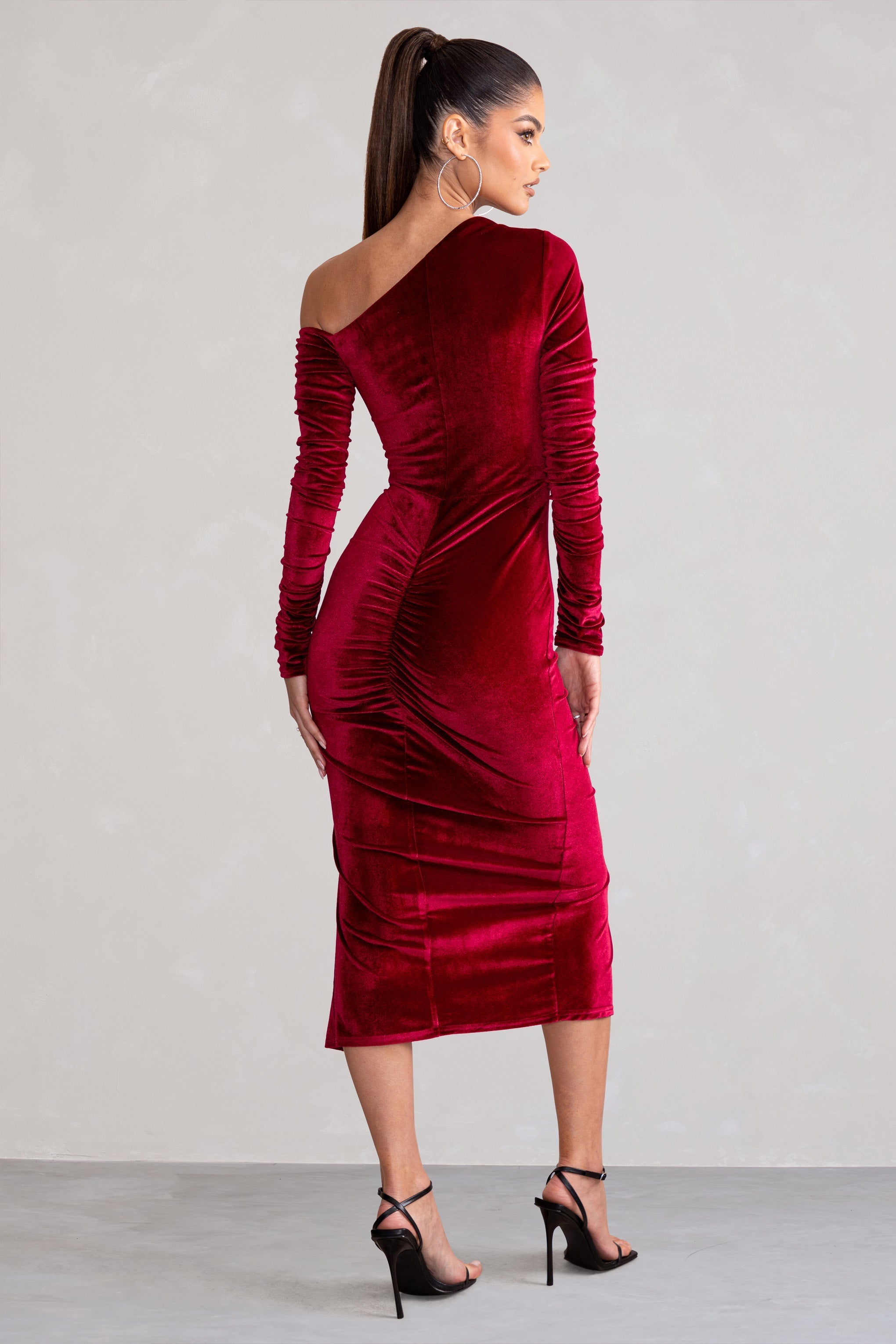 Agustina Berry Velvet Asymmetric Neckline Midi Dress With Long Sleeves