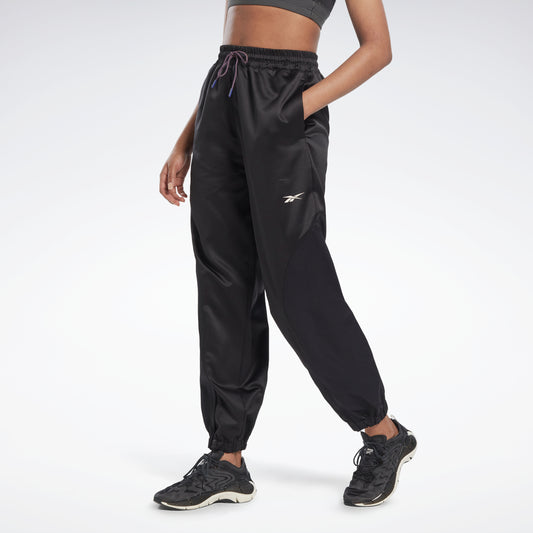 Reebok Apparel Women Tape Pack Joggers Black – Reebok Canada