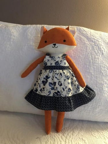 handmade fox dolls made with Studio Seren fox sewing patterns