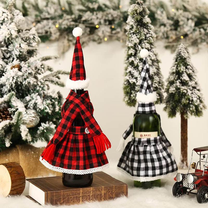 Buy Kris Kringle Wine Bottle Cover - Set Of 2 Christmas Ornaments from Vaaree