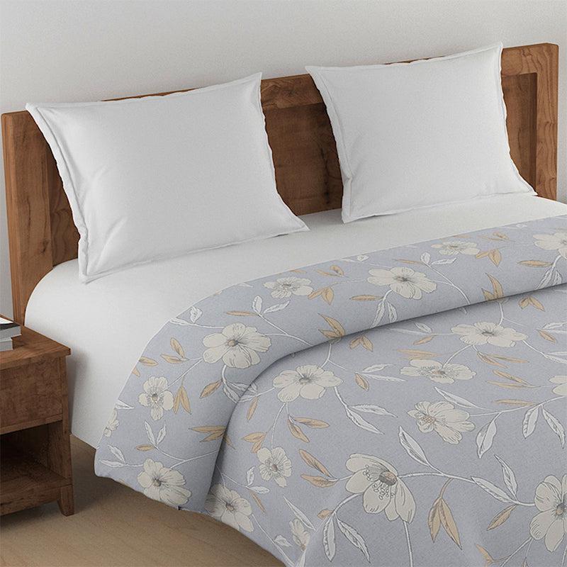 Buy Aster Floral Cotton Comforter (Purple) - 150 GSM Comforters & AC Quilts from Vaaree