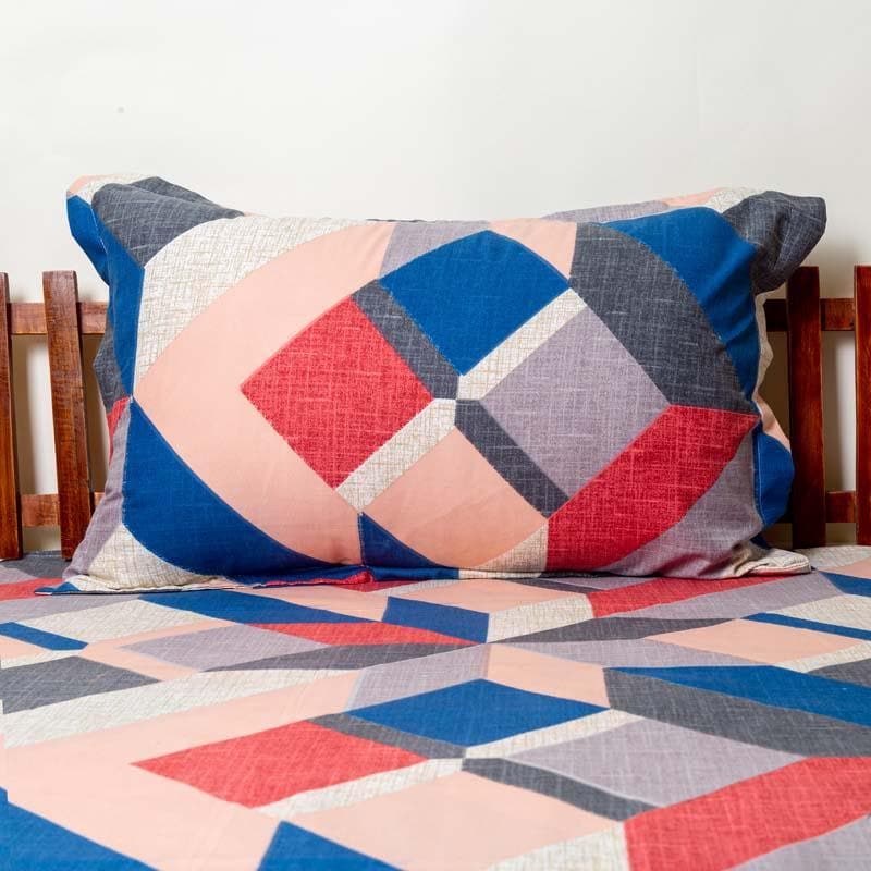 

The Art of Random Bedsheet, Blue;red