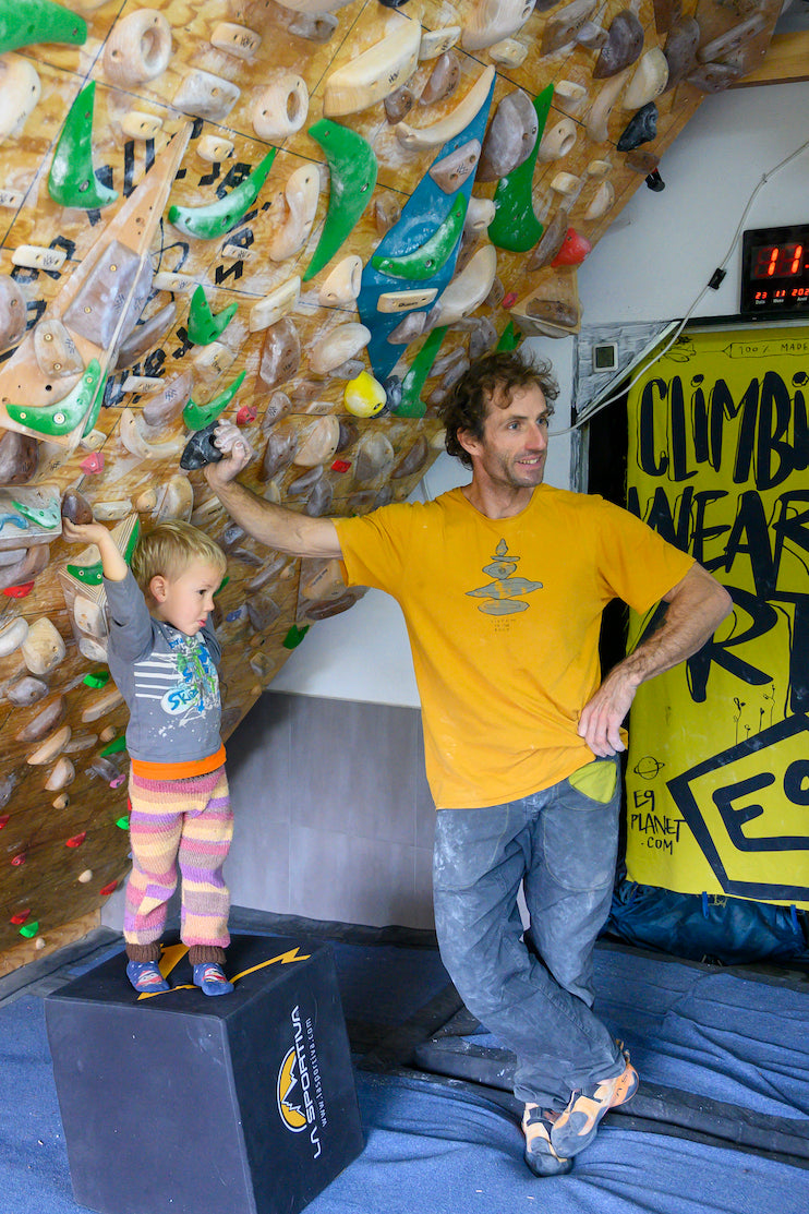 Patxi and his son, Nim, beneath the home training wall © Ray Wood