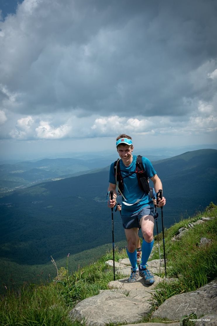 Maciek competing in the Babia Góra mountain running race © Marzena Maij Photography