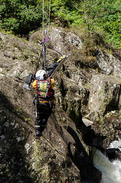 Cableway systems in access and rescue