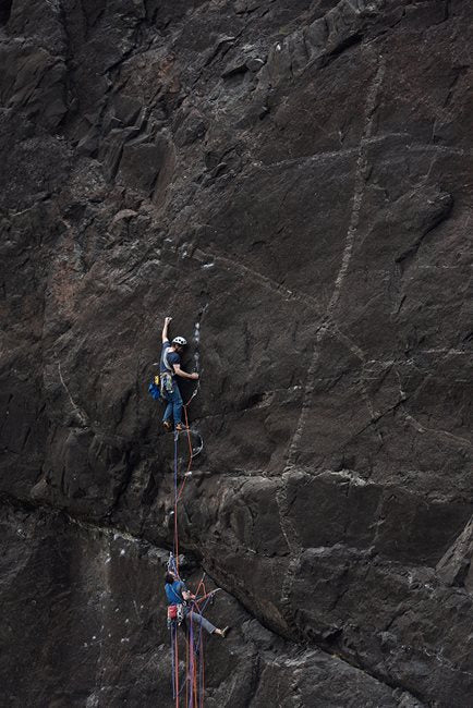 Dan Varian onsighting the top pitch of Moonrise Kingdom. © Ray Wood