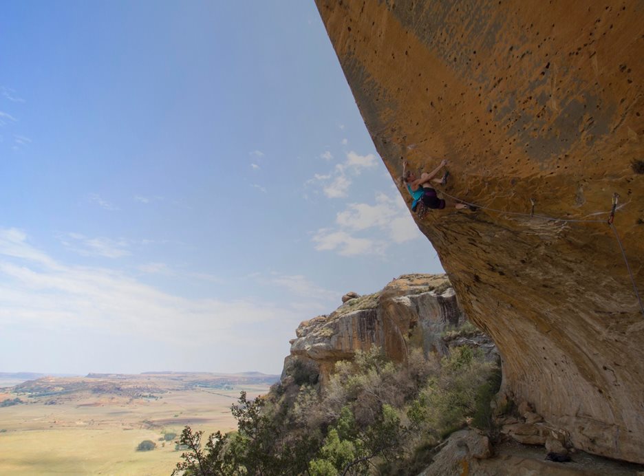 Katy Climbing at the Wow Prow, Free State, South Africa.  © Alex Haselhurst