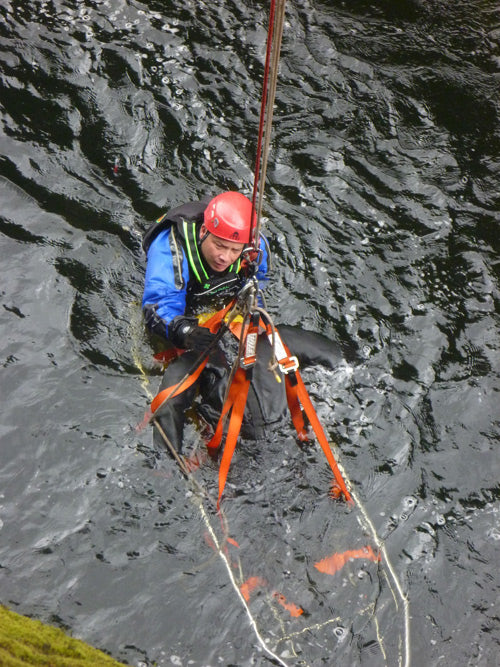 Rope rescue work over water – DMM