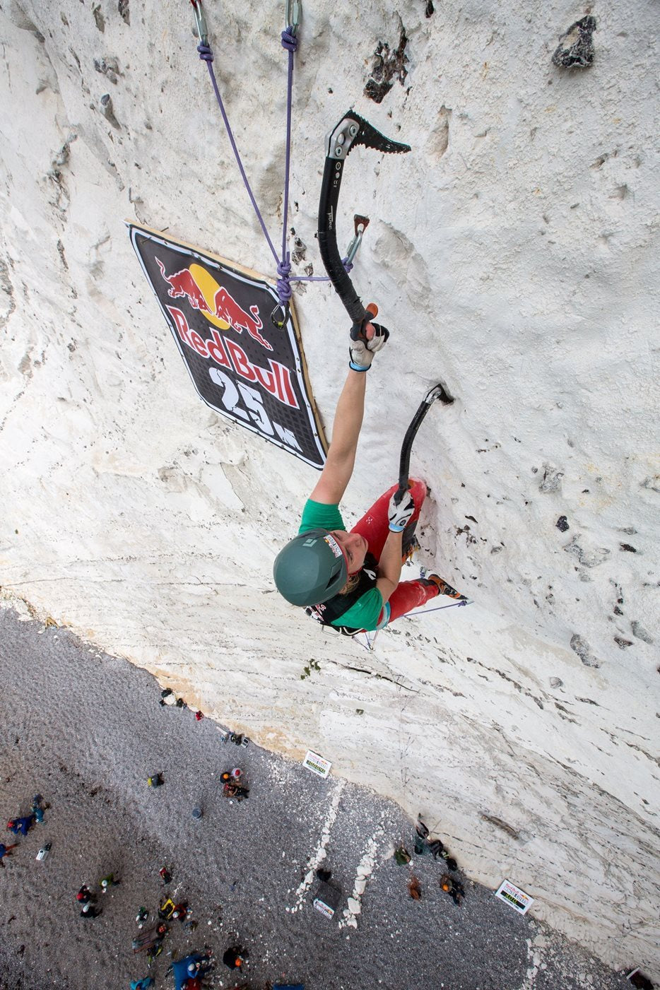 Anna competing at Red Bull White Cliffs competition on the Isle of White 