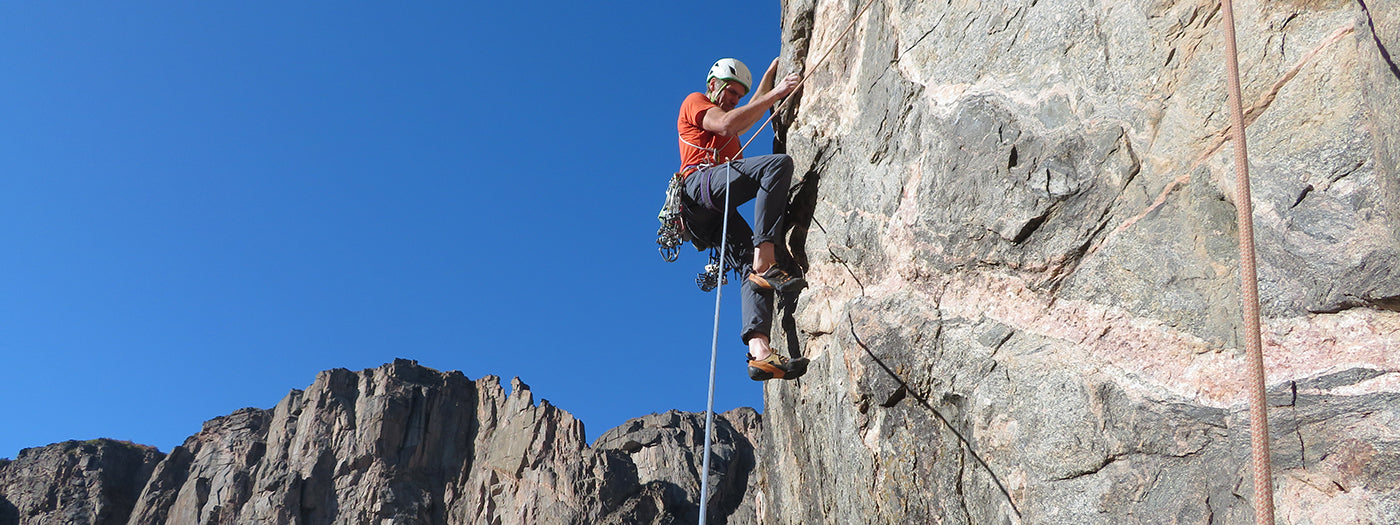 Tim Neill starting out on the Journey Home (5.10a/b). © Nick Bullock