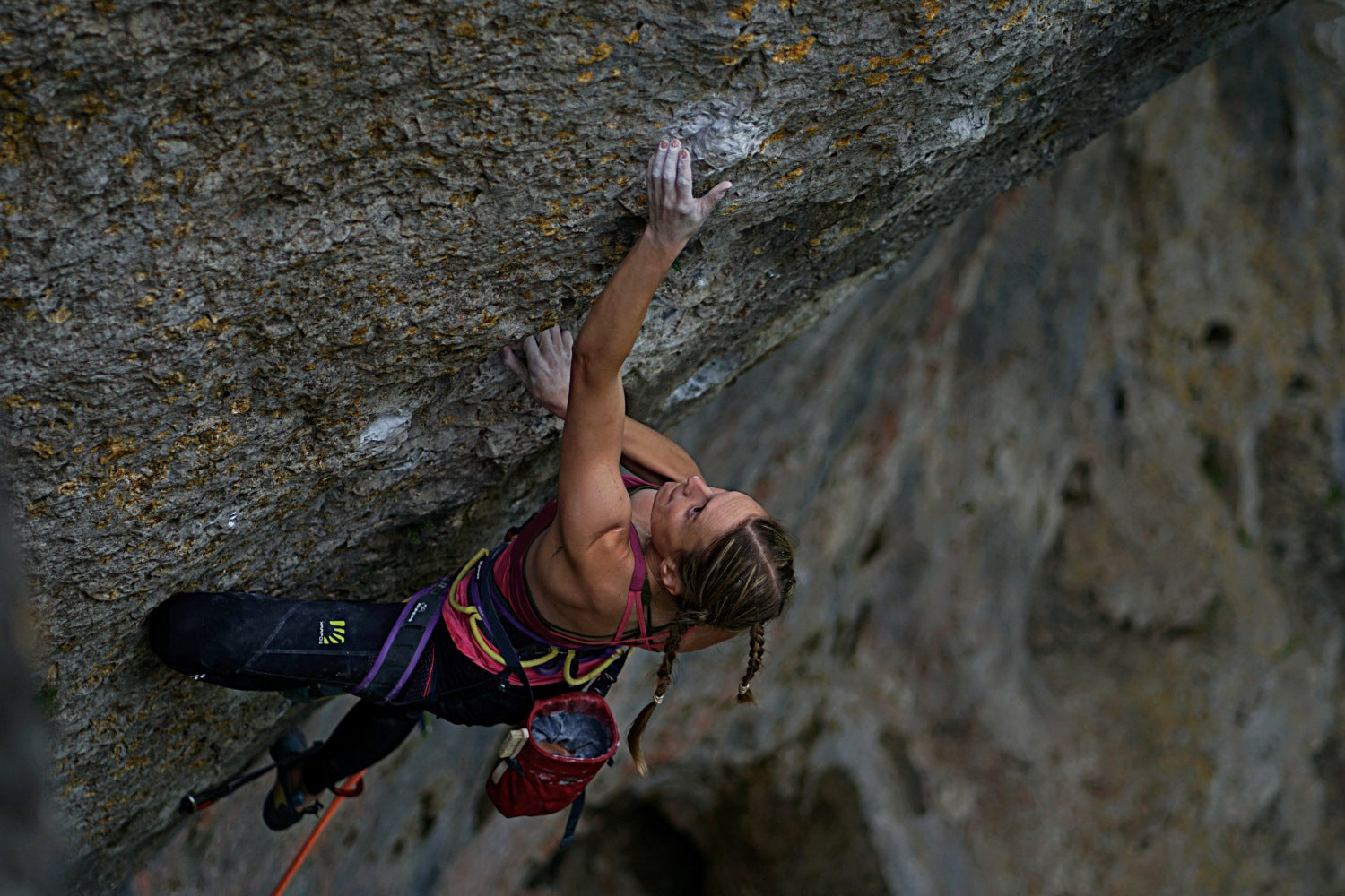 Chiara on <em>Psychotherapy</em> (8c) in the Frankenjura © Christoph Hanke 