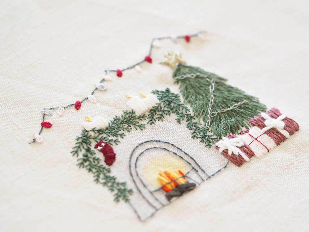 Rare Caswell Carpet Folk Art Style Embroidery Kit Cat Contemporary  Stitchery Crafts